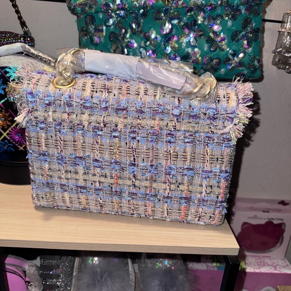 Kurt Geiger MEDIUM Tweed Chain Shoulder Bag –Gold Hardware-NWT 8”x10” - Picture 7 of 12